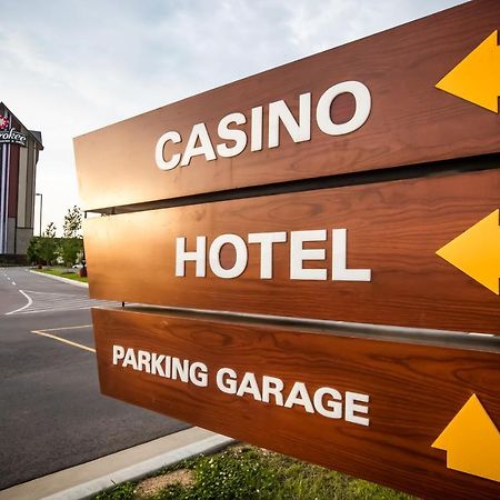Cherokee Casino Hotel Roland Eksteriør bilde